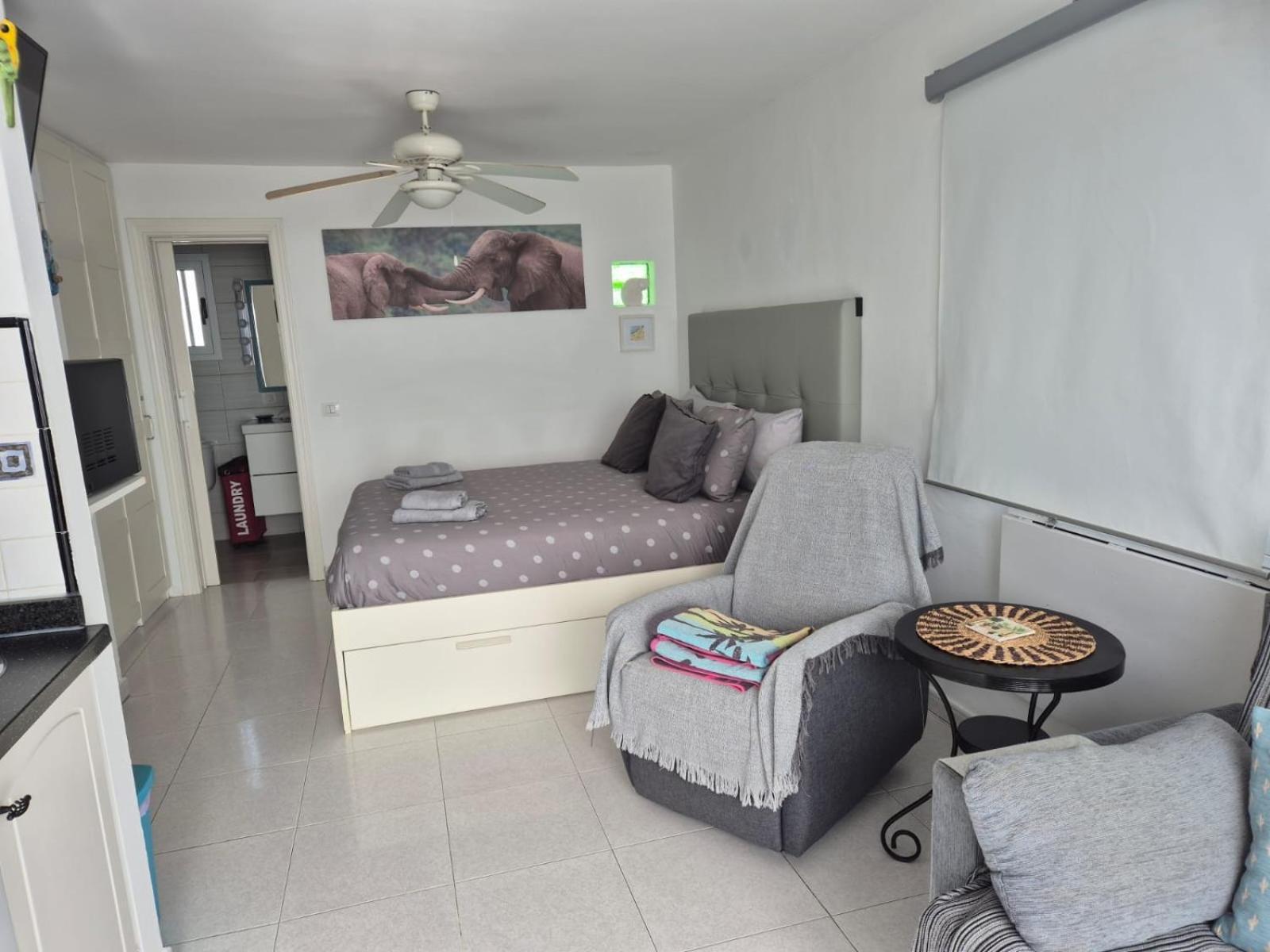 Las Terricitas Old Town Apartment ปูแอร์โตเดลคาร์เมน ภายนอก รูปภาพ